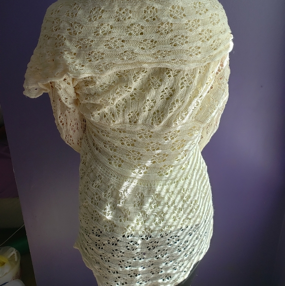 Pullover - Picture 4 of 4